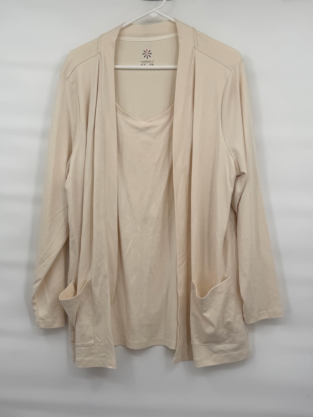 Isaac Mizrahi Live cotton cream long sleeve blouse